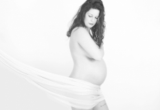 Grossesse-fond-blanc-6