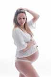 Grossesse-sous-vetement-nue-10