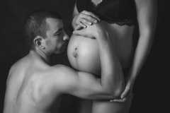 Grossesse-sous-vetement-nue-2