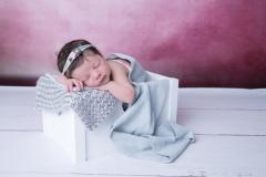 Naissance-Bébé-seul-25