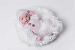 Naissance-Bébé-seul-5